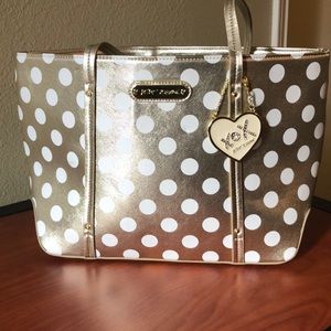 NWOT! Betsy Johnson Designer handbag!